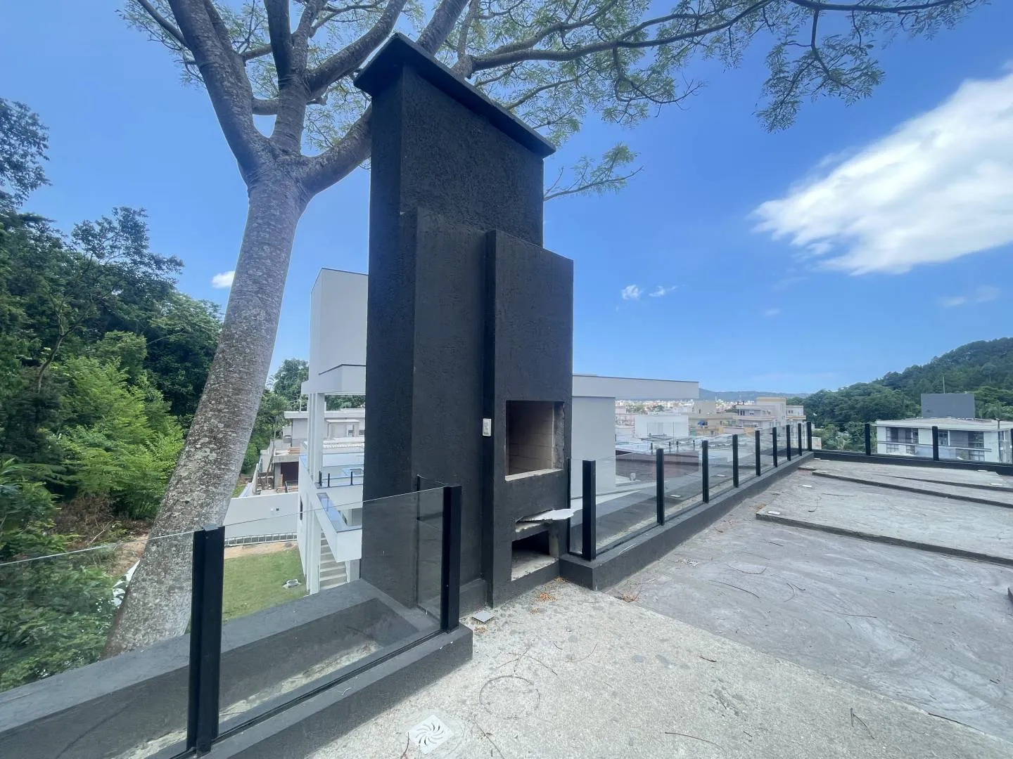 Imagem Casa à Venda em Canasvieiras Condomínio Fechado 3 Suítes
