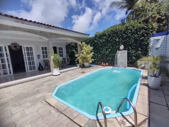 Imagem Casa de 240m² à venda, com 3 quartos (1 suíte), localizada em Candeias, Jaboatão dos Guararapes - Pernambuco.