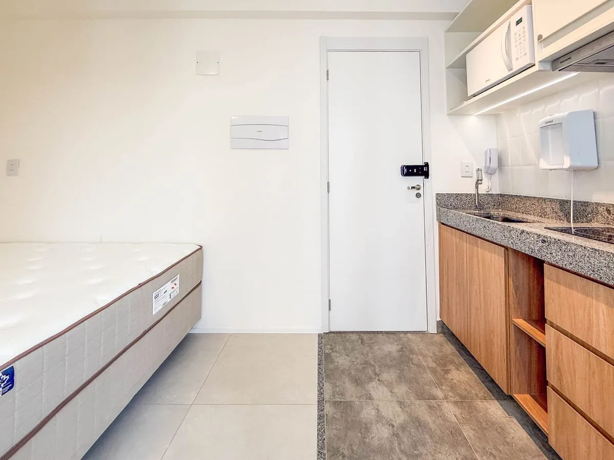 Imagem Apartamento com 1 Quarto para alugar, 18m² - Pinheiros