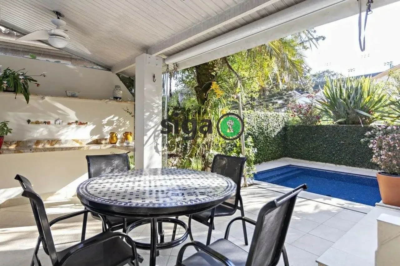 Imagem Casa a Venda na Cidade Jardim com 3 quartos