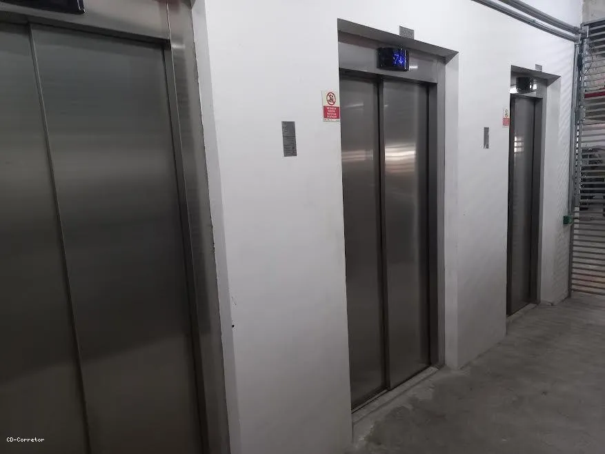 Imagem Sala Comercial para Venda em Mauá / SP no bairro Vila Bocaina