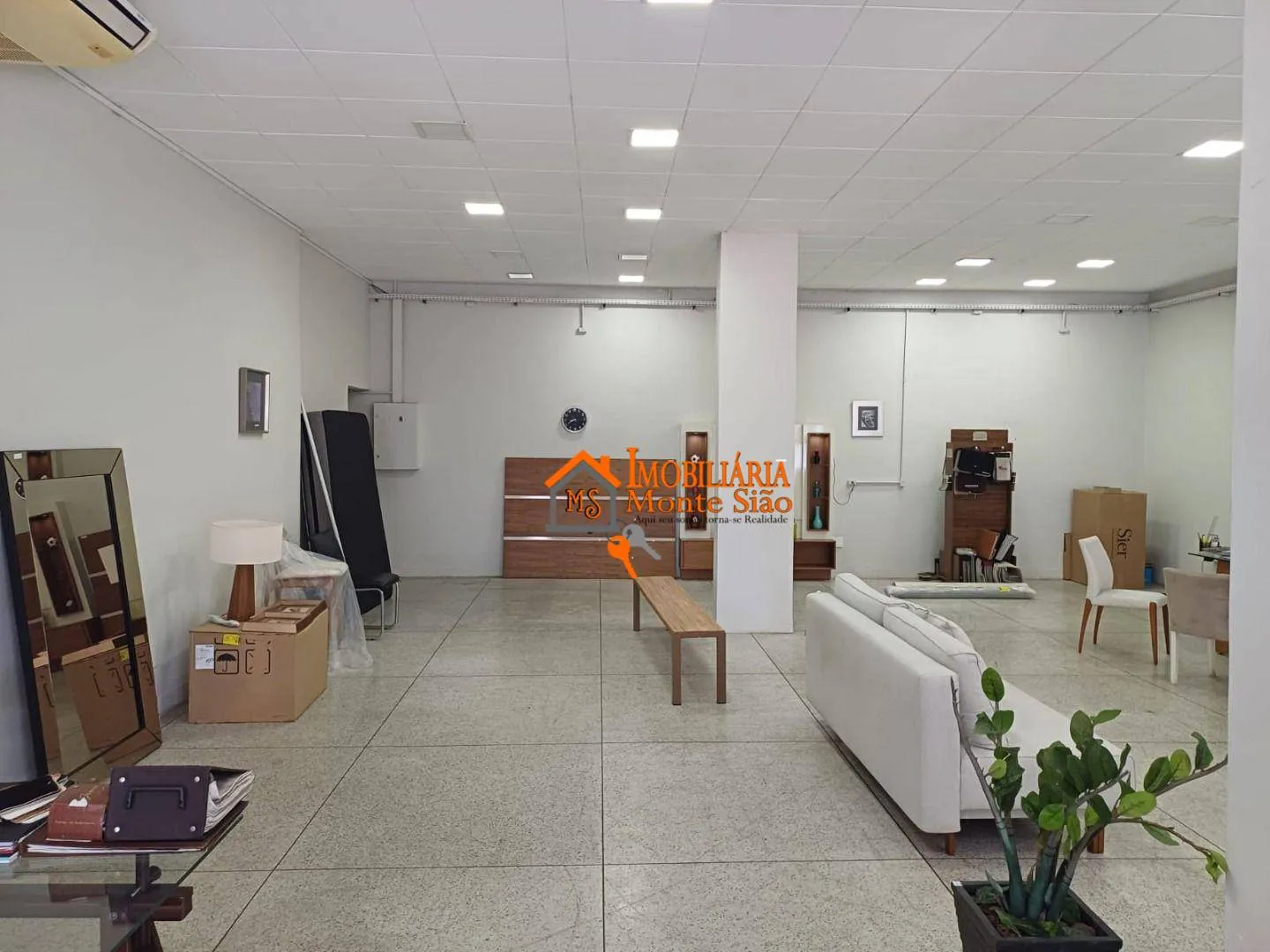 Imagem Salão à venda, 200 m² por R$ 1.500.000,00 - Vila Galvão - Guarulhos/SP