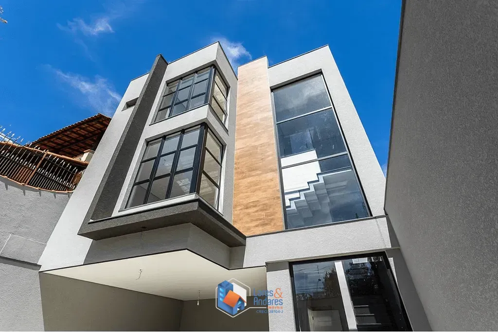 Foto do imóvel Casa à venda 3 Quartos 1 Suite 4 Vagas 210M² Vila Albertina São Paulo - SP em Rua Antônio Pires