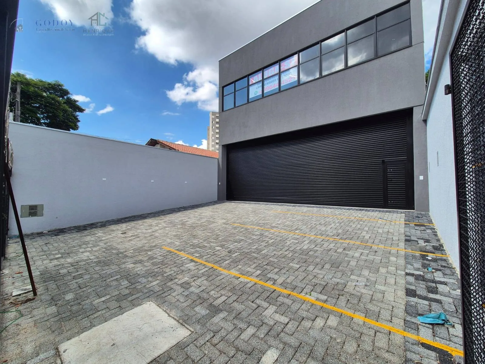 Foto do imóvel SALÃO COMERCIAL NOVO - ALTO PADRÃO - LOCALIZAÇÃO ESTRATÉGICA EM TAUBATÉ
