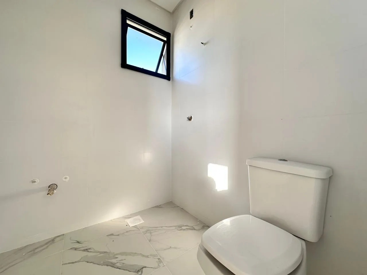 Imagem Apartamento com vista para o mar à venda com 276m2 por R$ 3.950.000,00