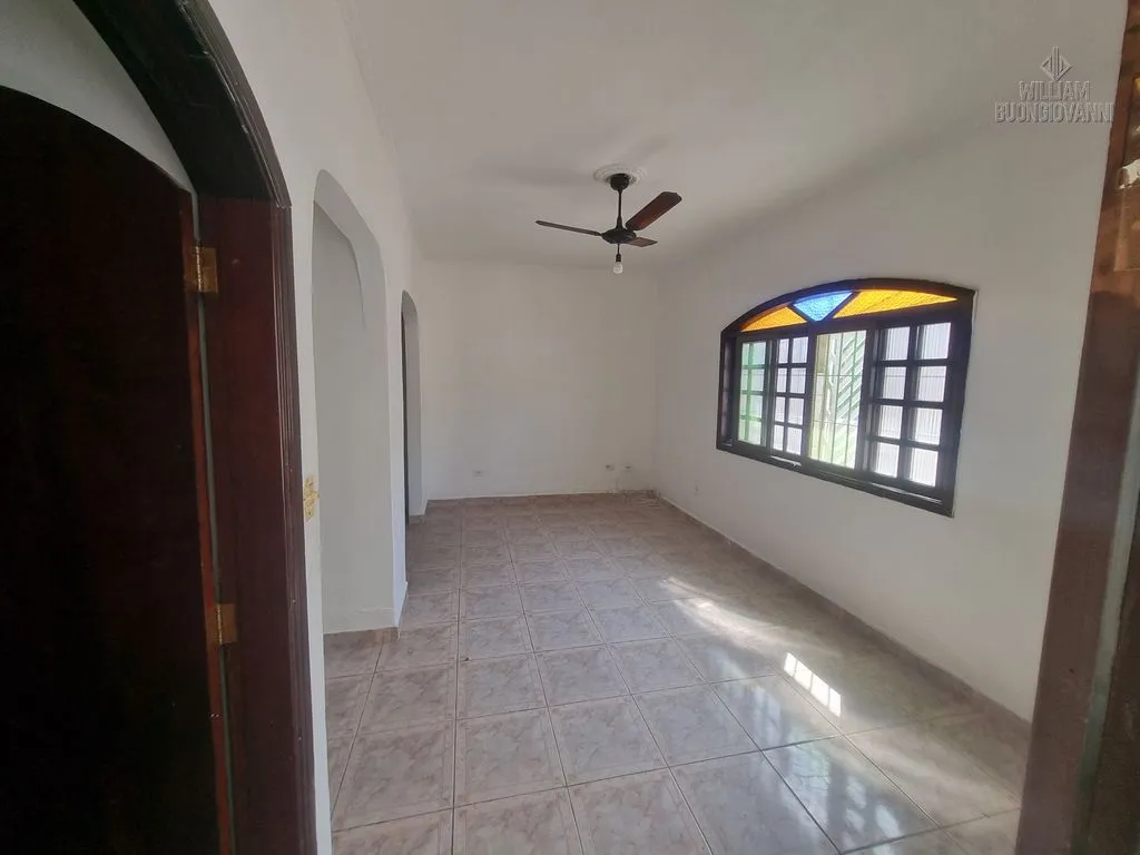 Imagem CASA A VENDA NO VILA CAIÇARA PRAIA GRANDE, ABAIXO DO VALOR DE MERCADO