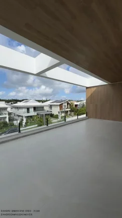 Imagem Espetacular Casa de Alto Padrão em Condomínio na Vila de Abrantes, Camaçari-BA: 5 Quartos, 5 Suítes, 3 Salas, 1 Banheiro, 4 Vagas, 310m² de Área. Venha Conferir!