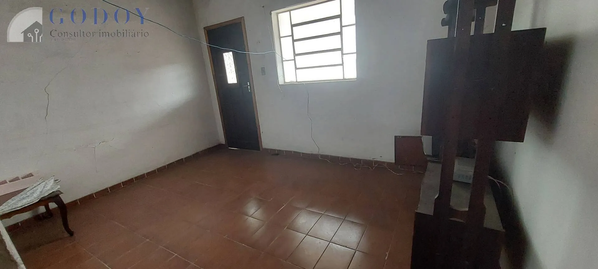 Imagem Casa Próxima ao Centro com casa de fundo
