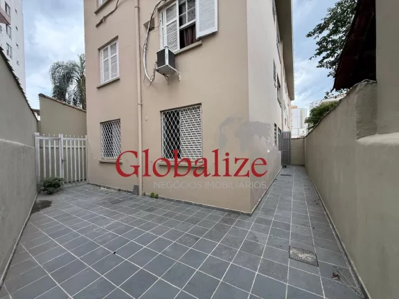 Imagem Apartamento com 70m², 2 dormitórios (1 suíte) à venda na Ponta da Praia por R$465.000,00.