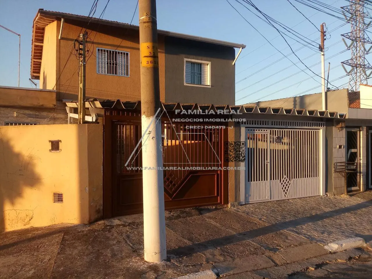 Imagem Sobrado com 3 dormitórios, 01 vaga coberta, a venda na Vila Talarico.