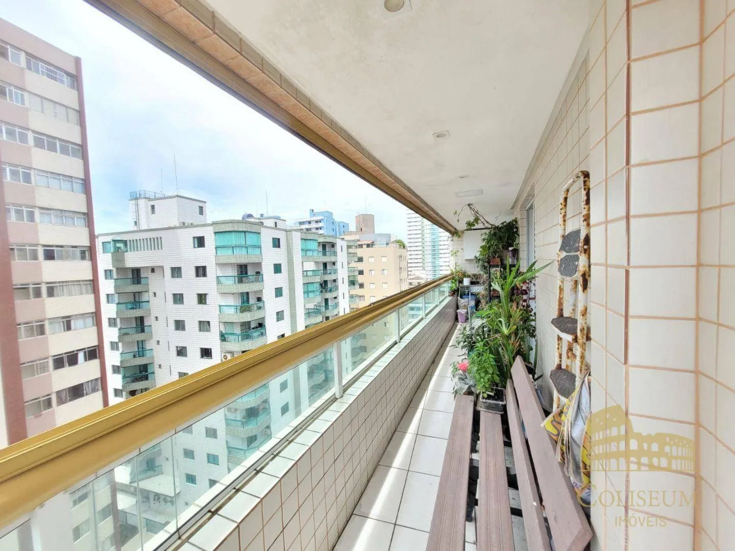 Imagem Apartamento com 3 dormitórios à venda, 105 m² por R$ 690.000,00 - Tupi - Praia Grande/SP