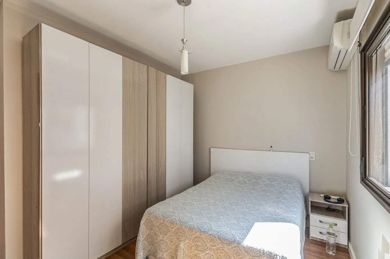 Imagem Apartamento 2 dorms à venda Rua Felipe de Oliveira, Petrópolis - Porto Alegre