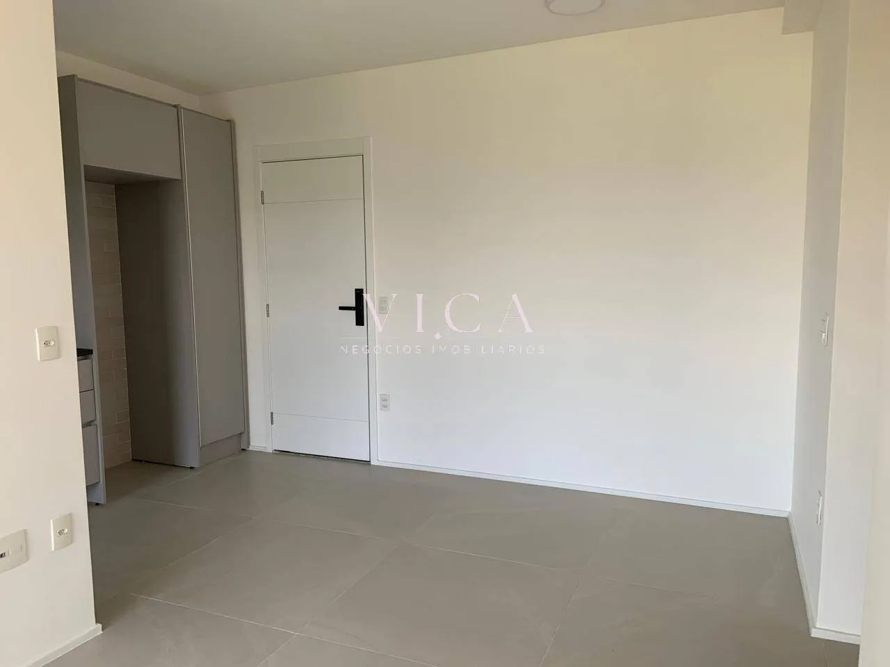 Imagem Apartamento de 65m² com 2 quartos para aluguel por R$ 5.655/mês Alphaville