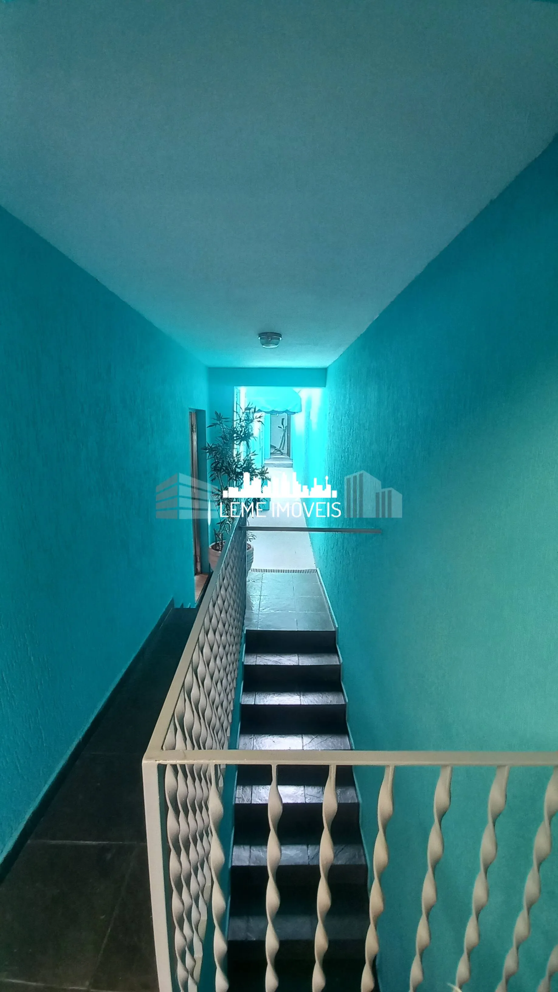 Imagem LINDO SOBRADO! ACEITA FINANCIAMENTO HABITACIONAL E UTILIZAÇÃO DO FGTS!!!