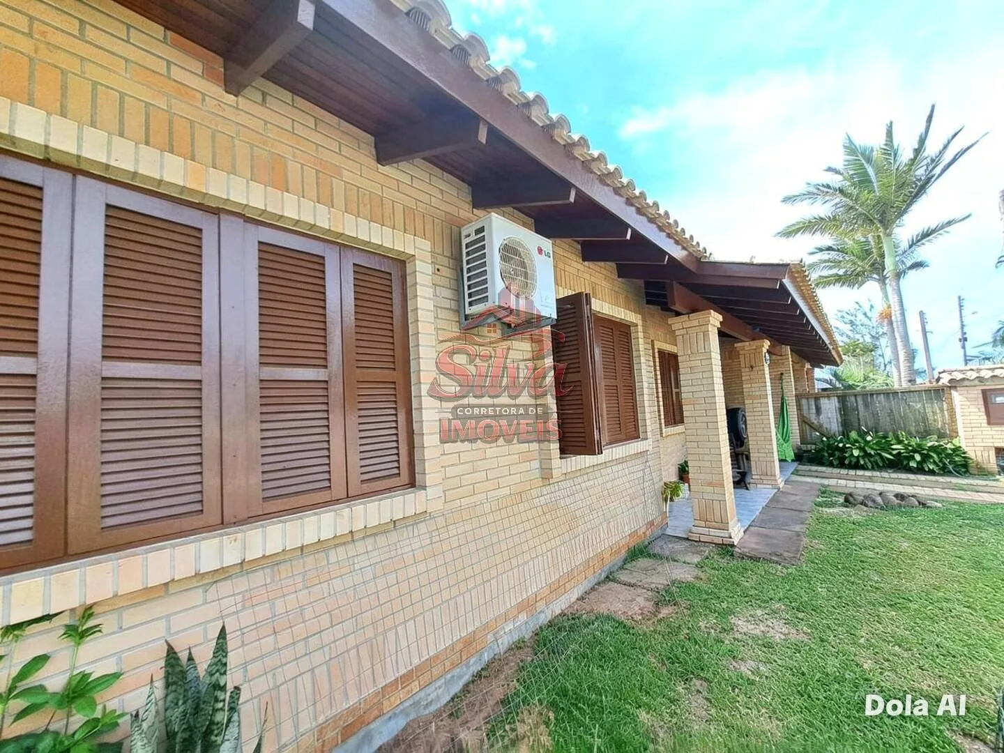 Imagem C410 |Casa 3 dormitórios com piscina a 900m do mar - Presidente