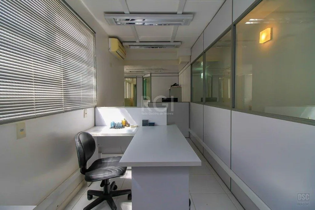 Imagem EXCELENTE PRÉDIO COMERCIAL LOCALIZADO NO BAIRRO GLÓRIA