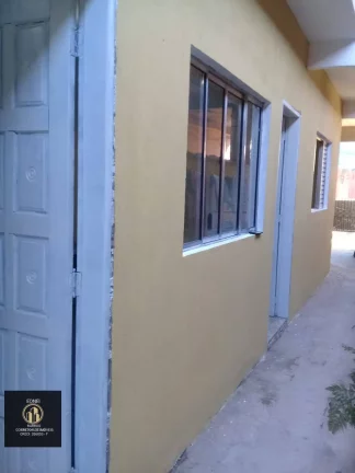 Imagem Sobrado - Pq. das Bandeiras - São Vicente - SP.