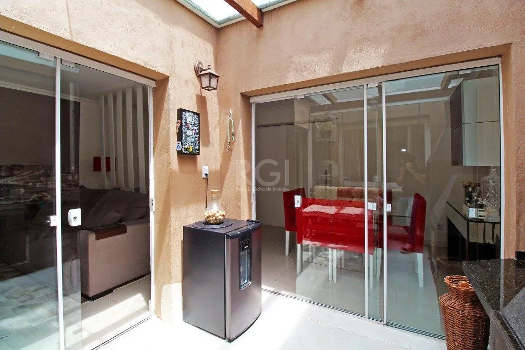 Imagem Apartamento de 3 dormitórios e vaga no bairro Petrópolis