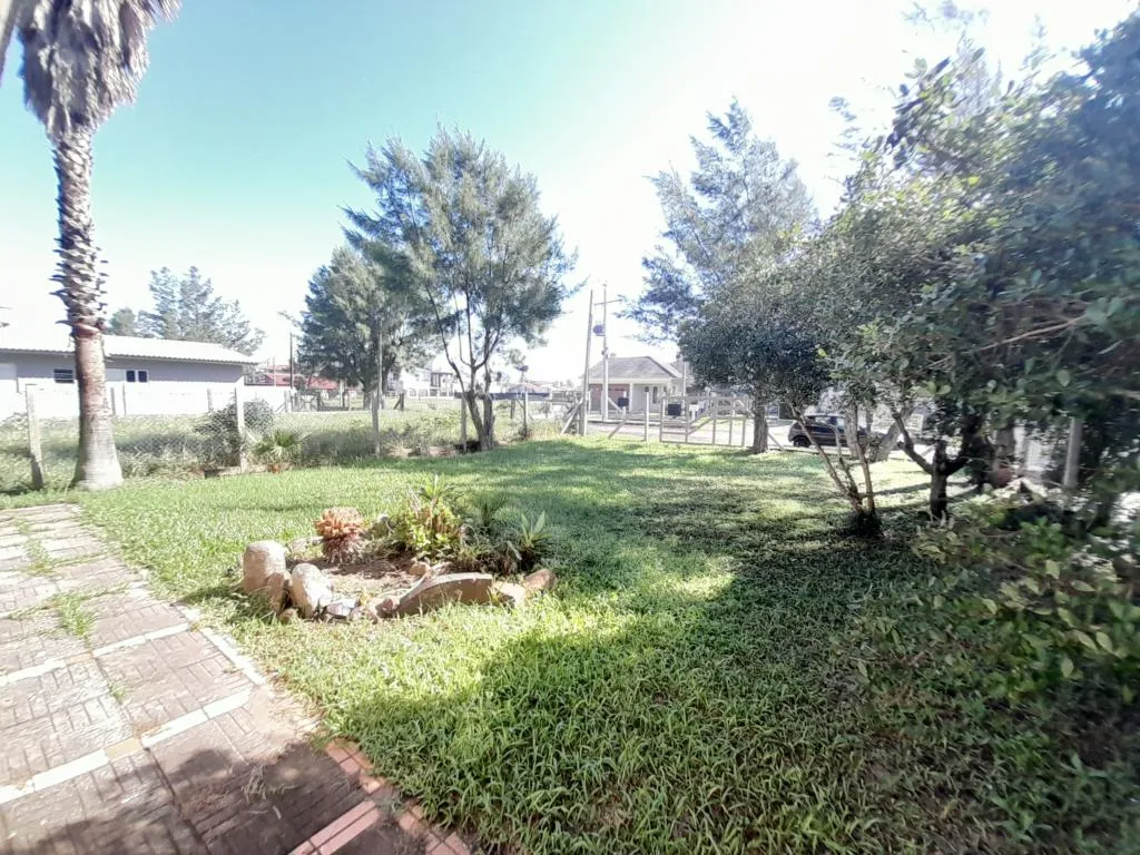 Imagem Sobrado 3 Dormitórios - Bairro Zona Norte