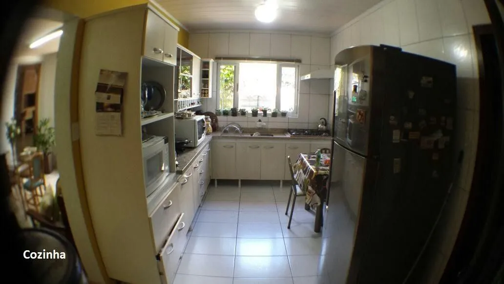 Imagem Ótima casa 3 dormitórios sendo 1 suíte e Salão de Festas