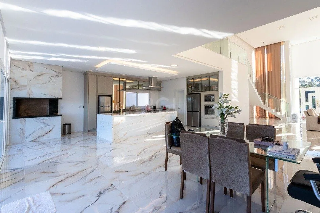 Imagem Casa Condominio para Venda - 388m², 5 dormitórios, sendo 3 suites, 4 vagas - Terra Ville