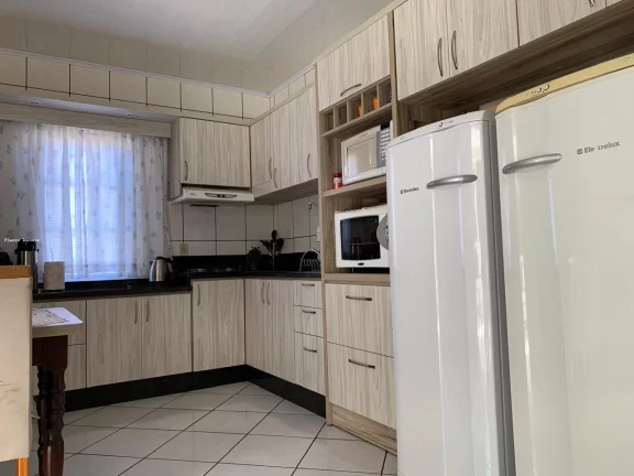 Imagem Casa para Venda em Concórdia, Petrópolis, 2 dormitórios, 1 banheiro, 1 vaga
