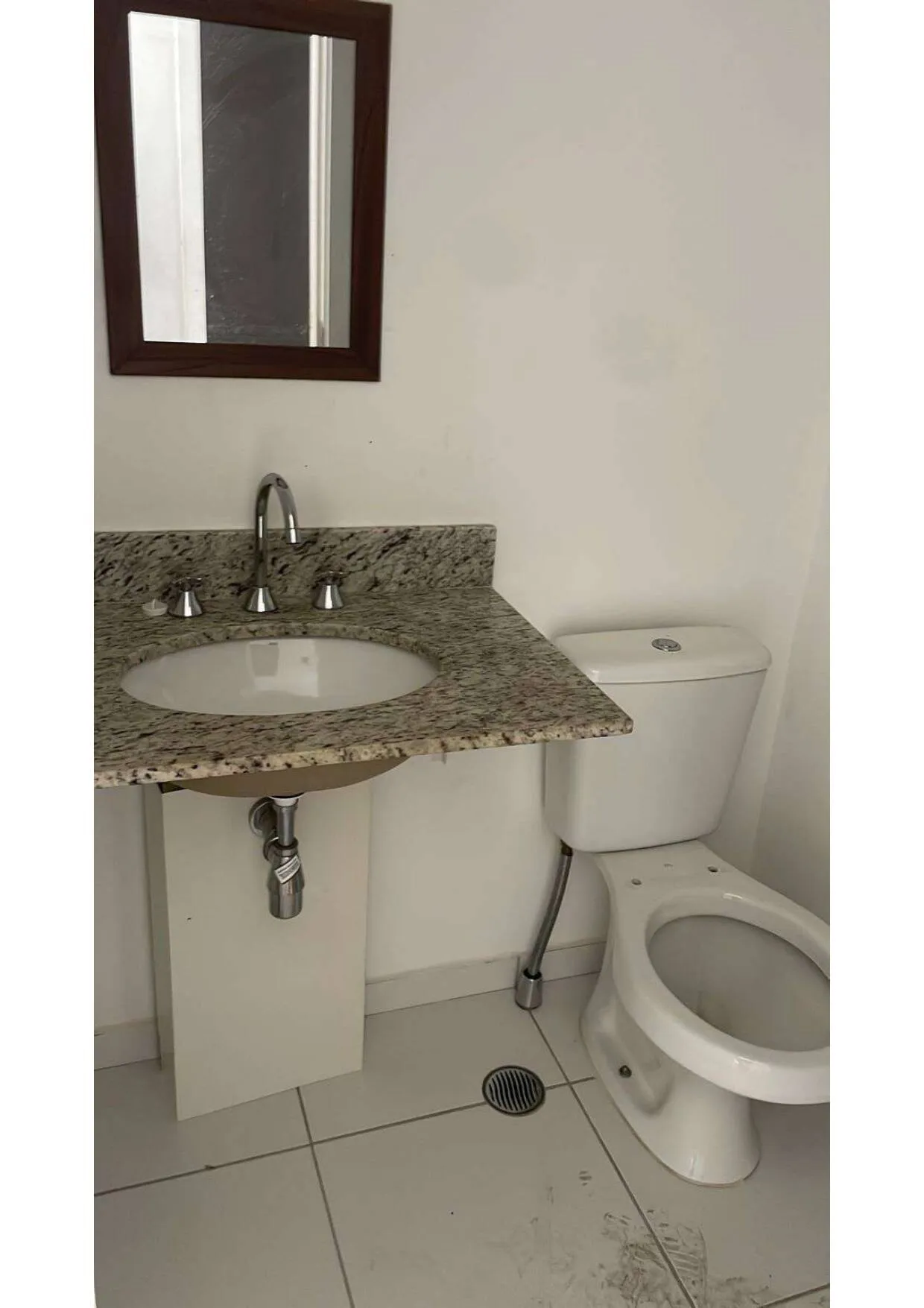 Imagem Apartamento com 2 quartos à venda em Barueri
