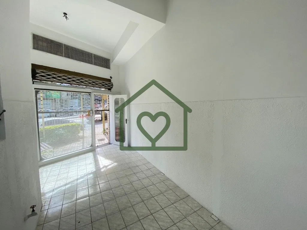 Imagem Loja comercial desocupada em avenida de grande circulação! Ótima loja - na Protásio Alves próx....