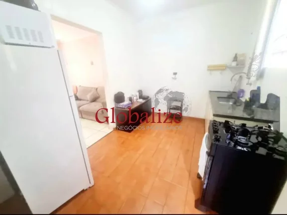 Imagem Casa com 78m², 2 quartos, 2 banheiros, quintal por R$320.000,00 na Vila Mathias em Santos