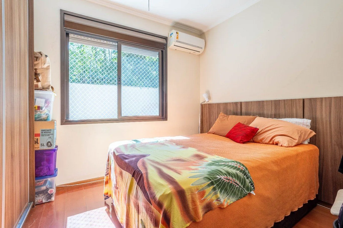 Imagem Apartamento de 3 quartos e 93m² à venda em Rio Branco, Porto Alegre.