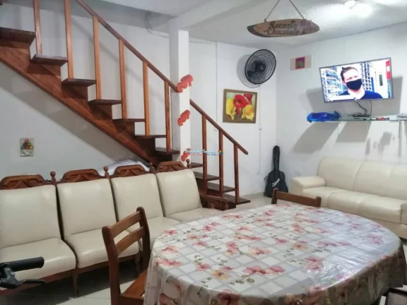 Imagem Casa com Ótima Localização Praia do Perequê Açu