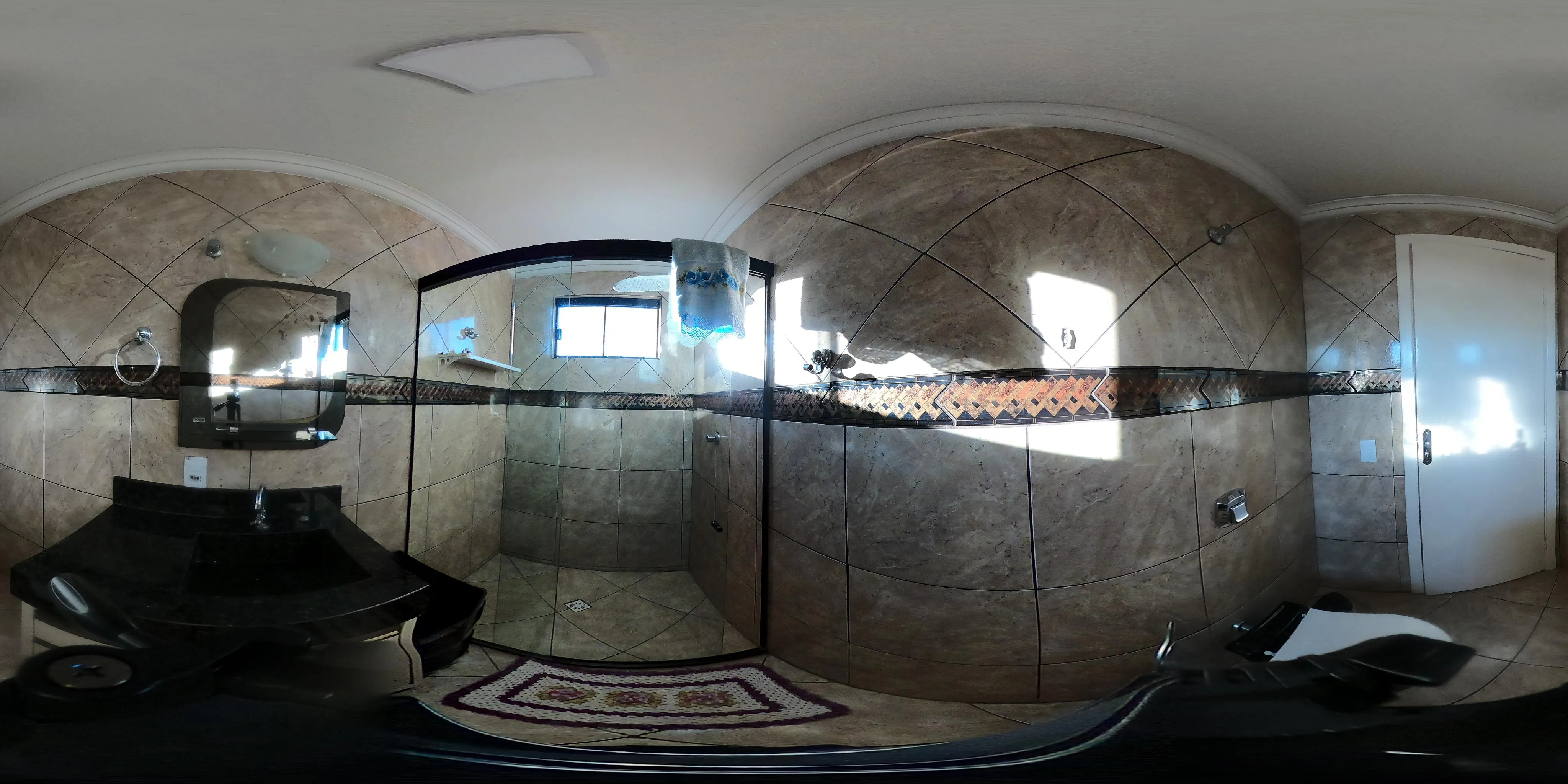 Imagem Casa à venda com amplo terreno, Bairro Alto da XV, GUARAPUAVA - PR