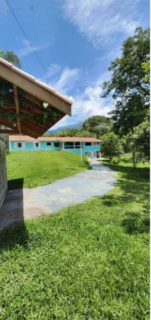 Imagem Grande Oportunidade: Chácara com 5 Suítes na Região de Campos do Jordão
