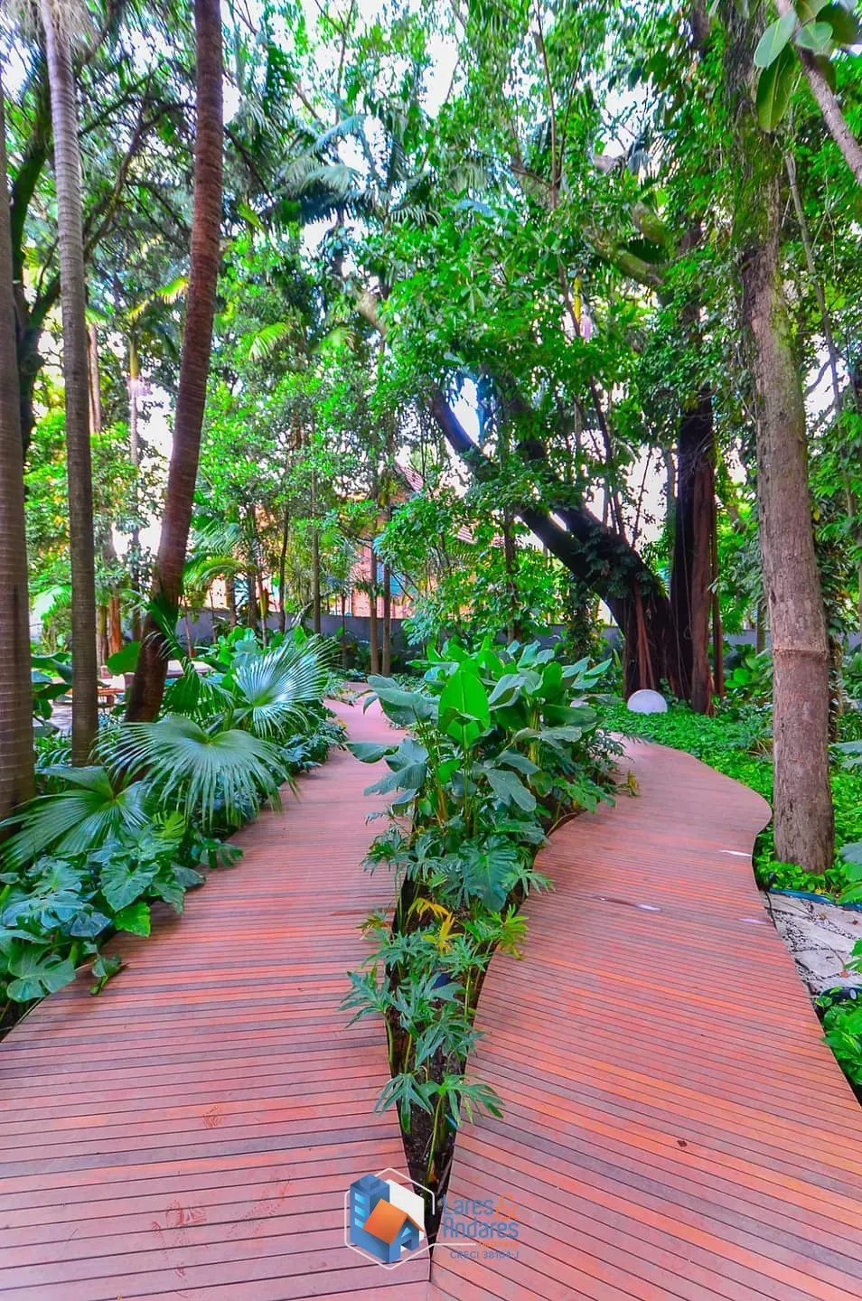 Imagem Casa para venda em Jardim América com 4 quartos, sendo 4 suítes, 1,117m²