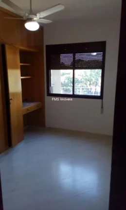 Imagem Apartamento em Moema, São Paulo-SP: 3 quartos, 3 suítes, 5 banheiros, 4 vagas, 238m². Venha conferir!