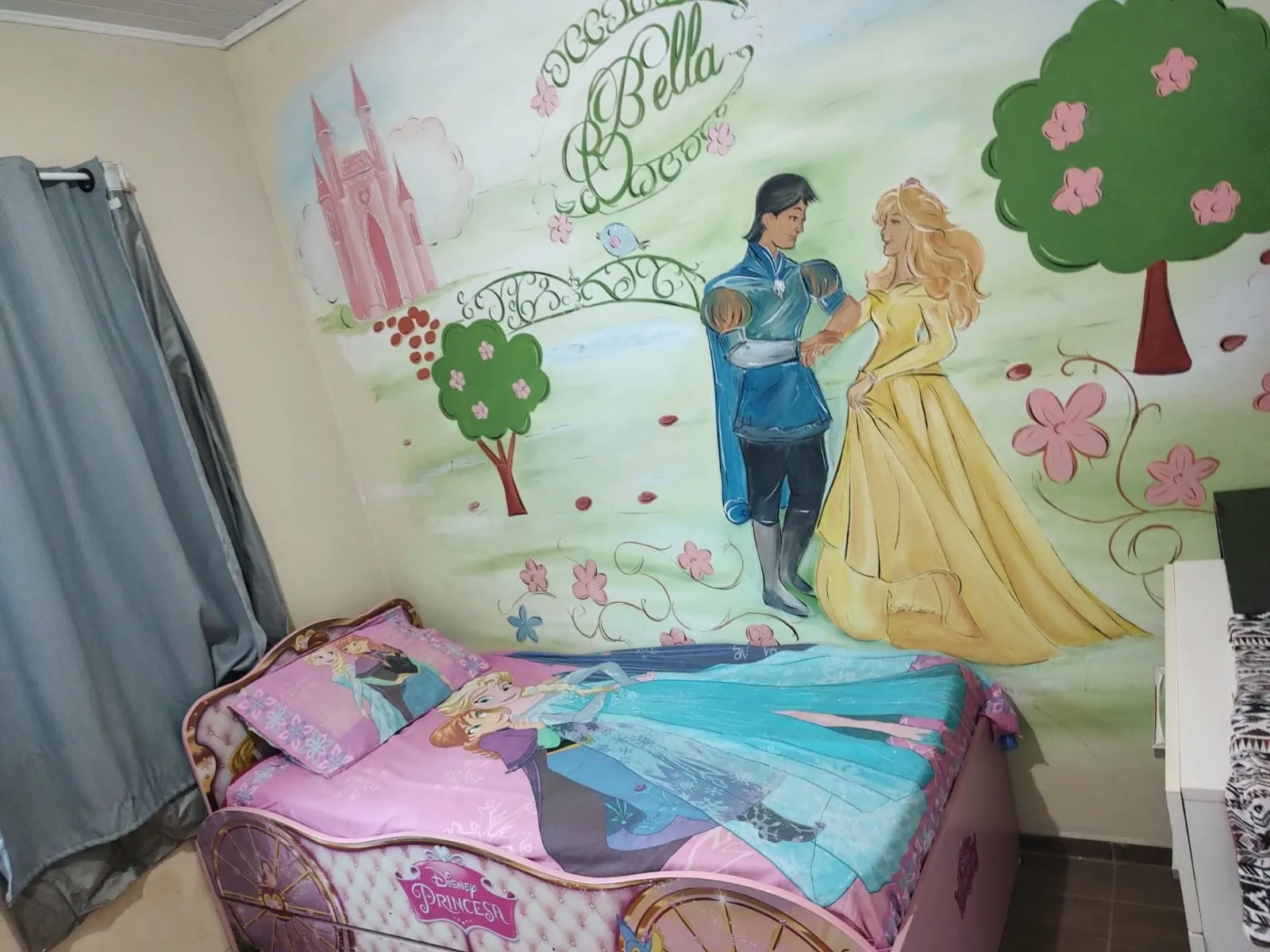 Imagem Linda casa à venda em Viamão, bairro Tarumã - Bem próximo ao Centro de Viamão
