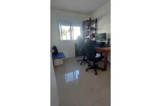 Imagem Casa em Condomínio para venda no bairro Agronomia em Porto Alegre