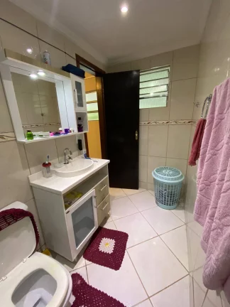 Imagem Terreno 360m² com Casa Não Averbada em Matinhos