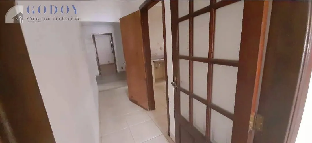 Imagem Casa térrea com suíte, escritório e varanda próxima ao Hospital Unimed