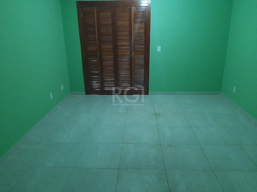 Imagem Sobrado para Venda - 100.45m², 2 dormitórios, sendo 2 suites, 1 vaga - Guarujá