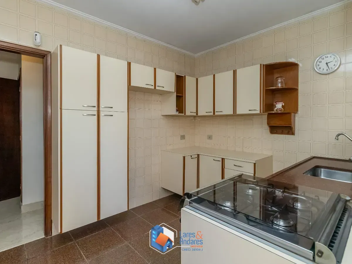 Imagem Casa para venda em Vila Madalena com 3 quartos, sendo 1 suíte, 228m²