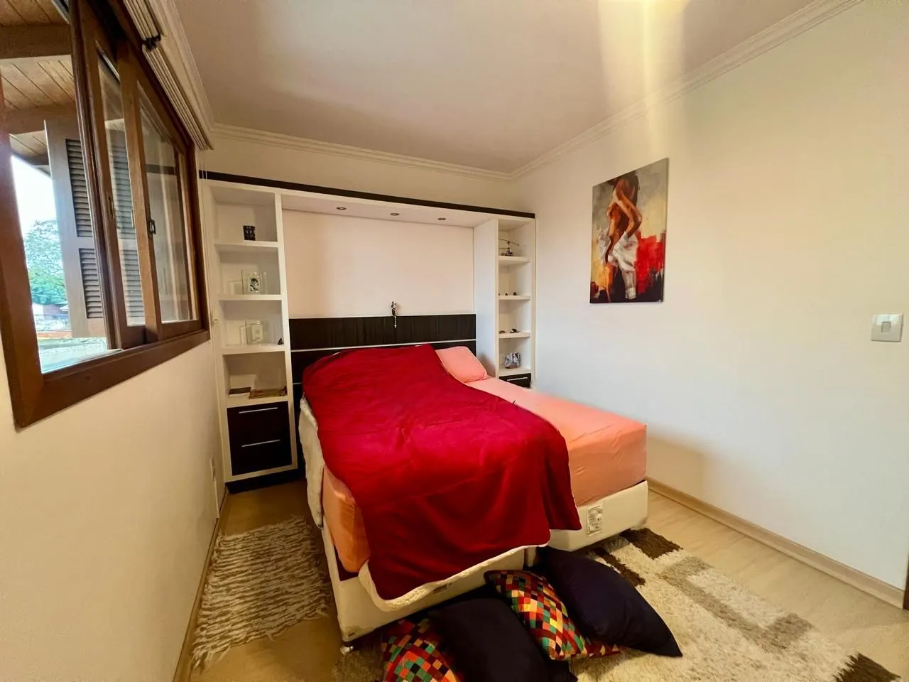 Imagem Casa em condomínio 2 dormitórios sem um com closet, vaga coberta, no bairro Cel. Aparicio Borges.