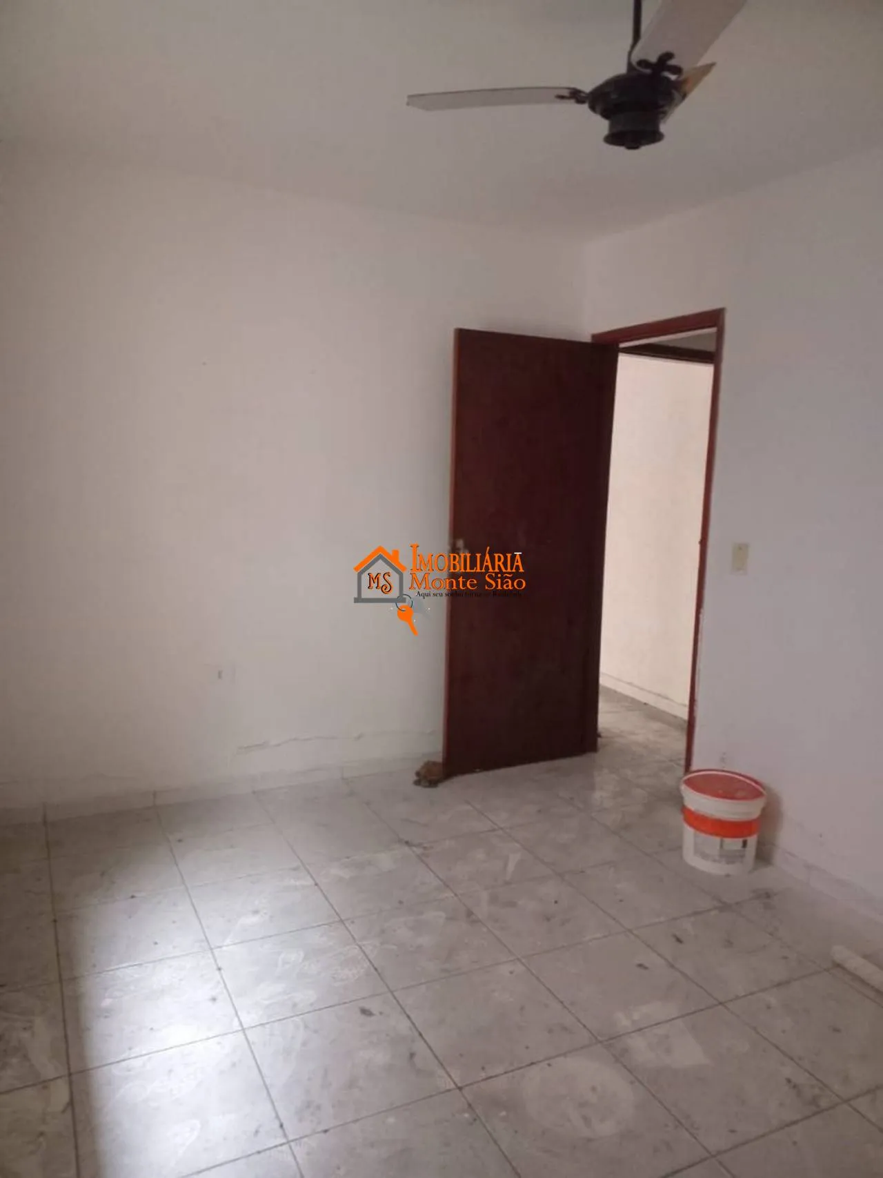 Imagem Casa com 2 dormitórios à venda, 200 m² por R$ 1.000.000,00 - Picanco - Guarulhos/SP