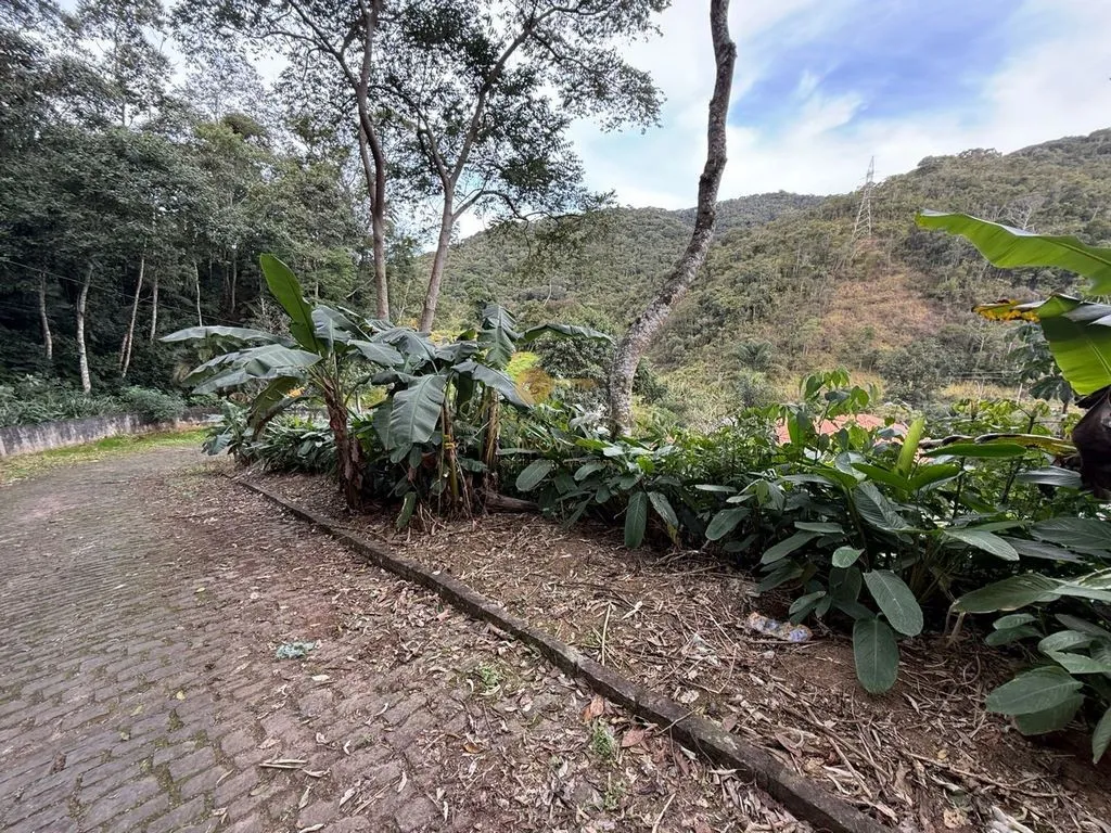 Imagem Terreno para Venda em Teresópolis / RJ no bairro Albuquerque