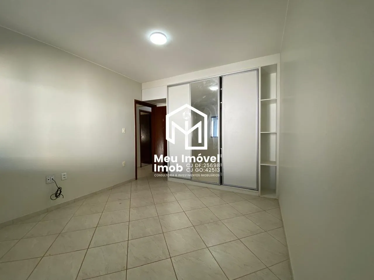 Imagem Casa 3 Quartos 2 Suítes 3 Vagas 259m² Luziânia/GO