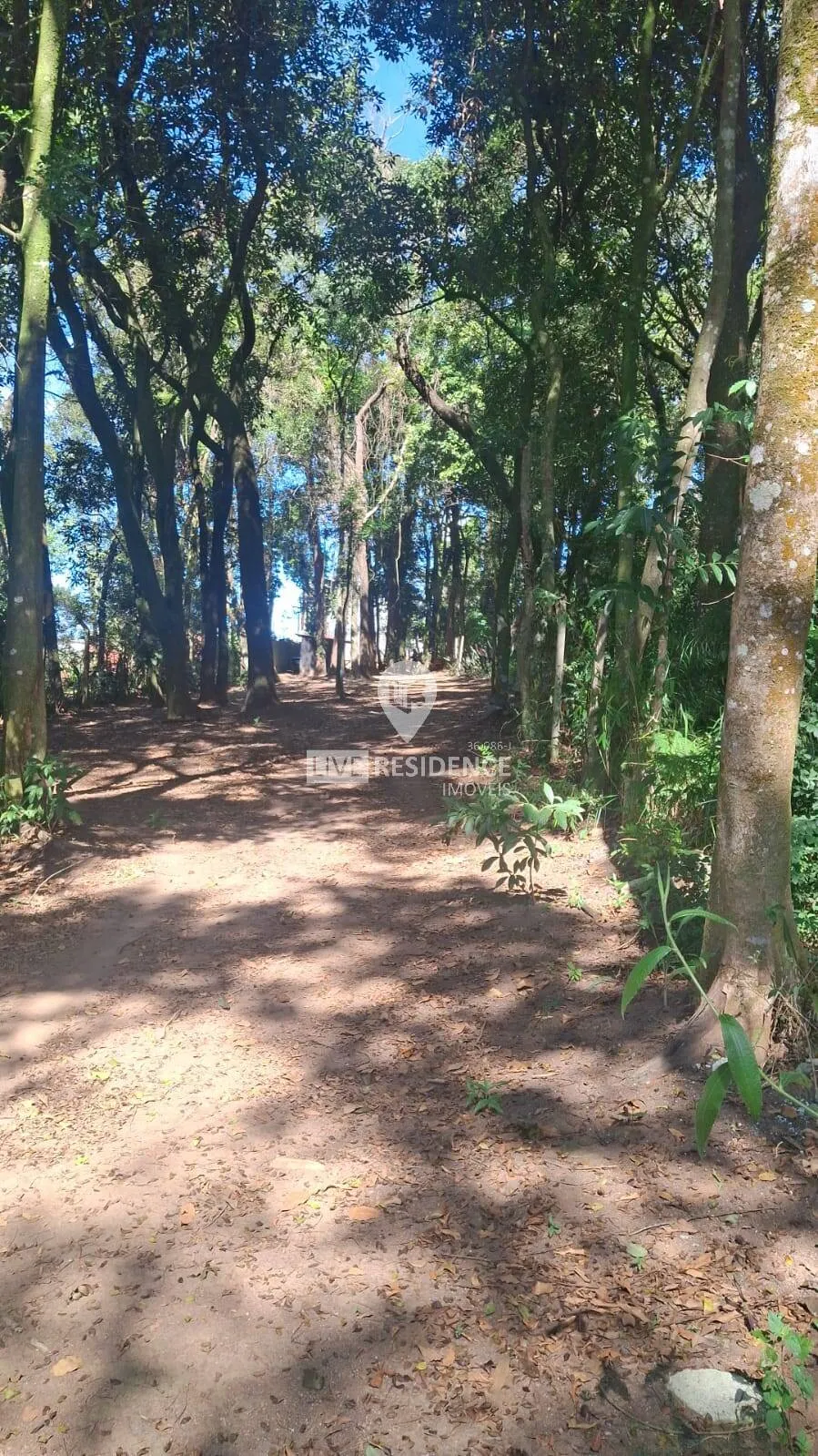Foto do imóvel Terreno de 8.227 m ² em excelente localização no Residencial Moenda
