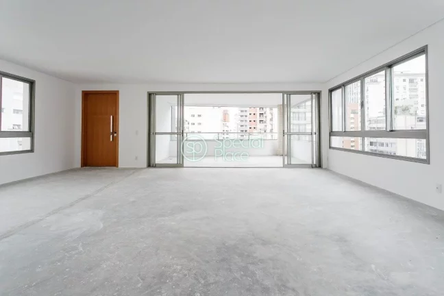 Exclusivo, Moderno, Imponente. São 187m2 de área privativa, 4 suítes e 4 vagas na garagem. Amplo ...
