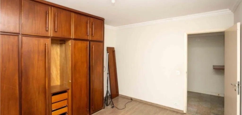 Imagem Sobrado de alto padrão para locação em Diadema-SP, Eldorado: 8 quartos, 3 suítes, 4 banheiros, 3 vagas de garagem!