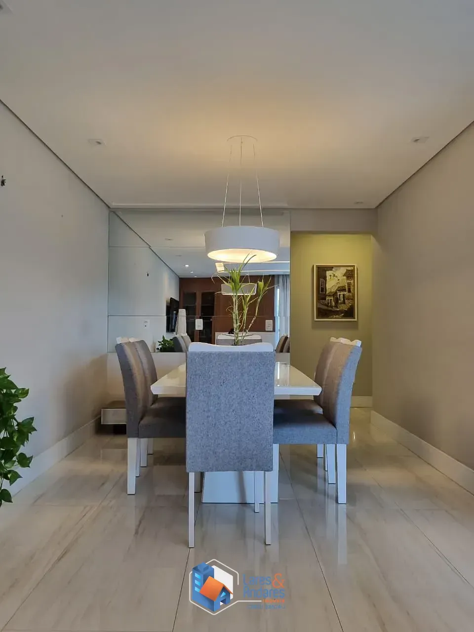 Imagem Apartamento para venda e locação em Moema com 4 quartos, sendo 4 suítes, 178m²