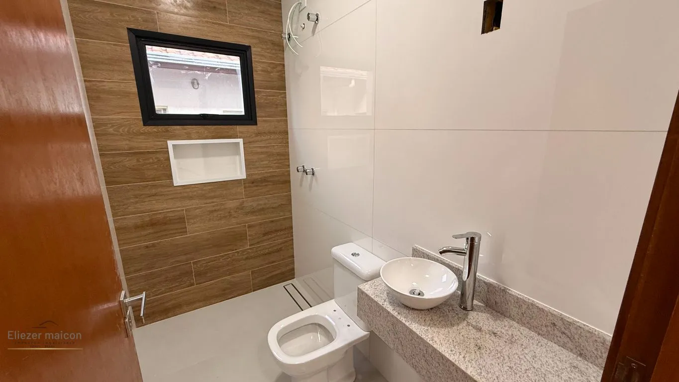 Imagem Casa com 4 quartos a venda no bairro Jardim Acacias em Poços de Caldas